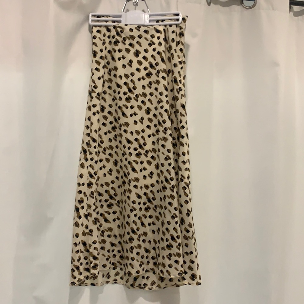 Wish list leapord midi skirt